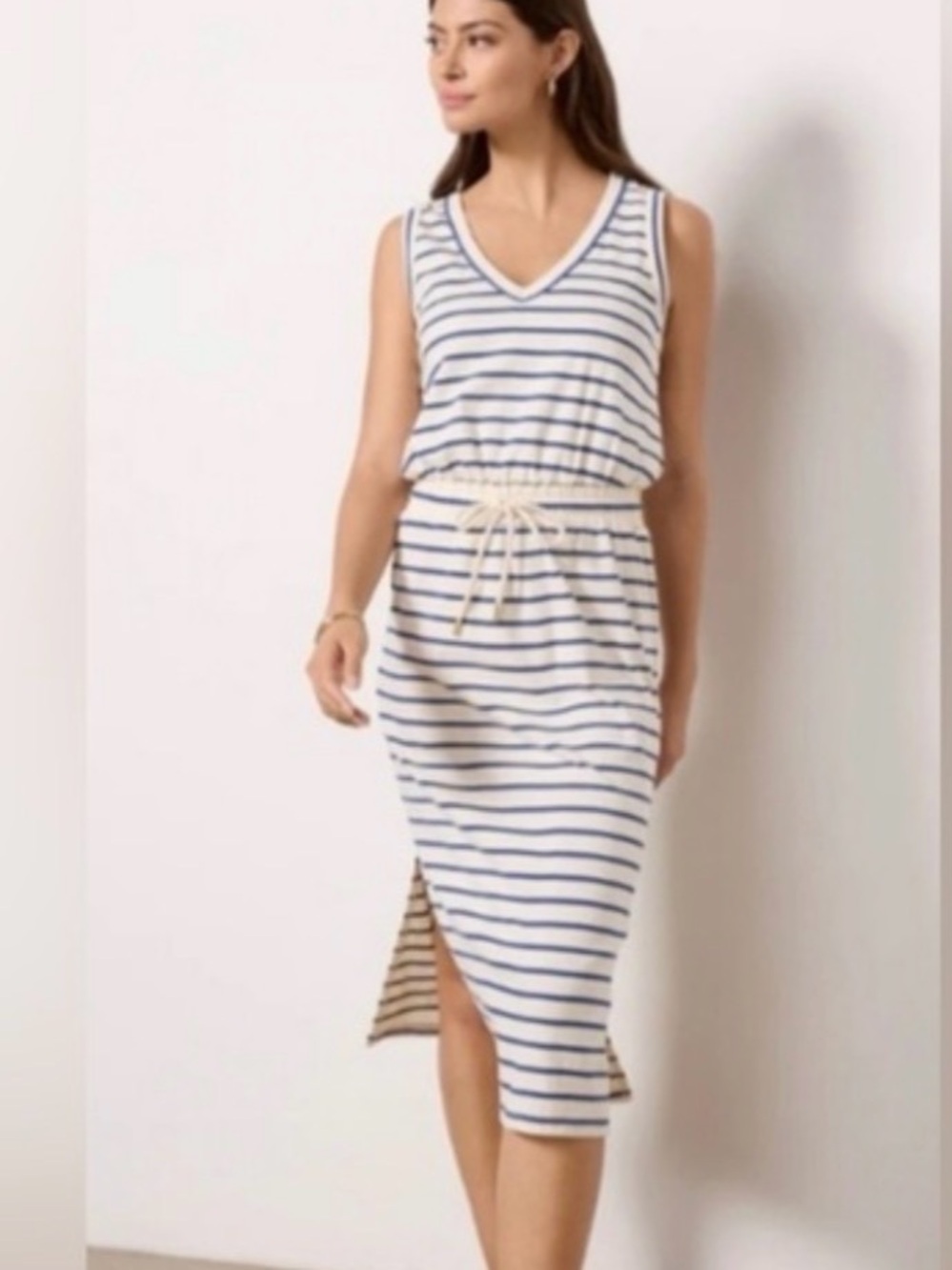 Evereve Alice Cream and Navy Striped Sleeveless Midi Dress Medium